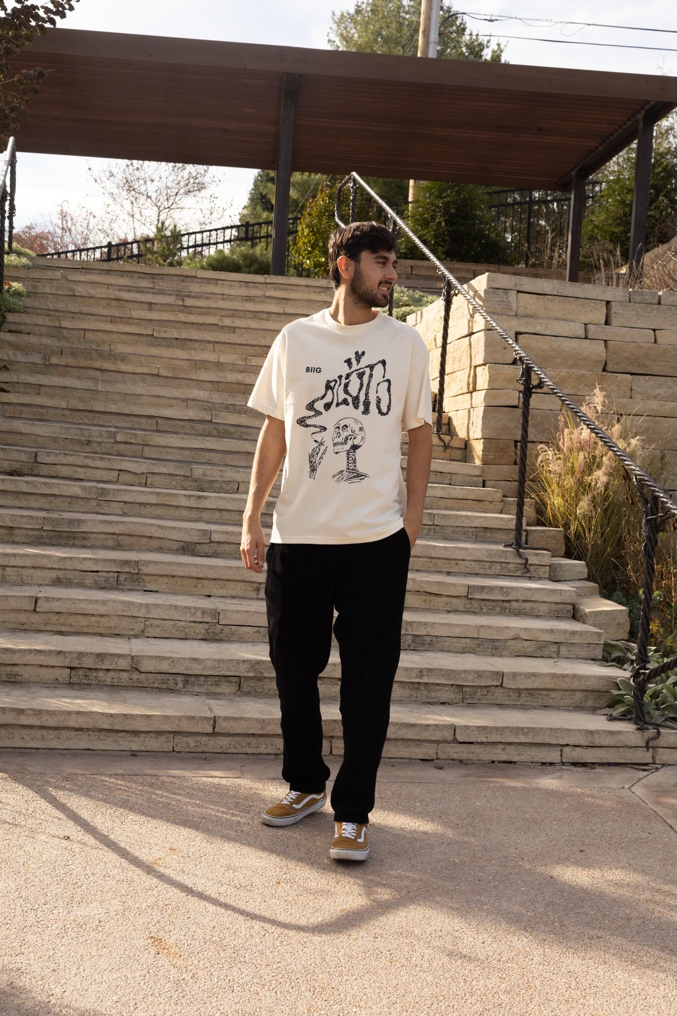 CREAM SMOKE TEE