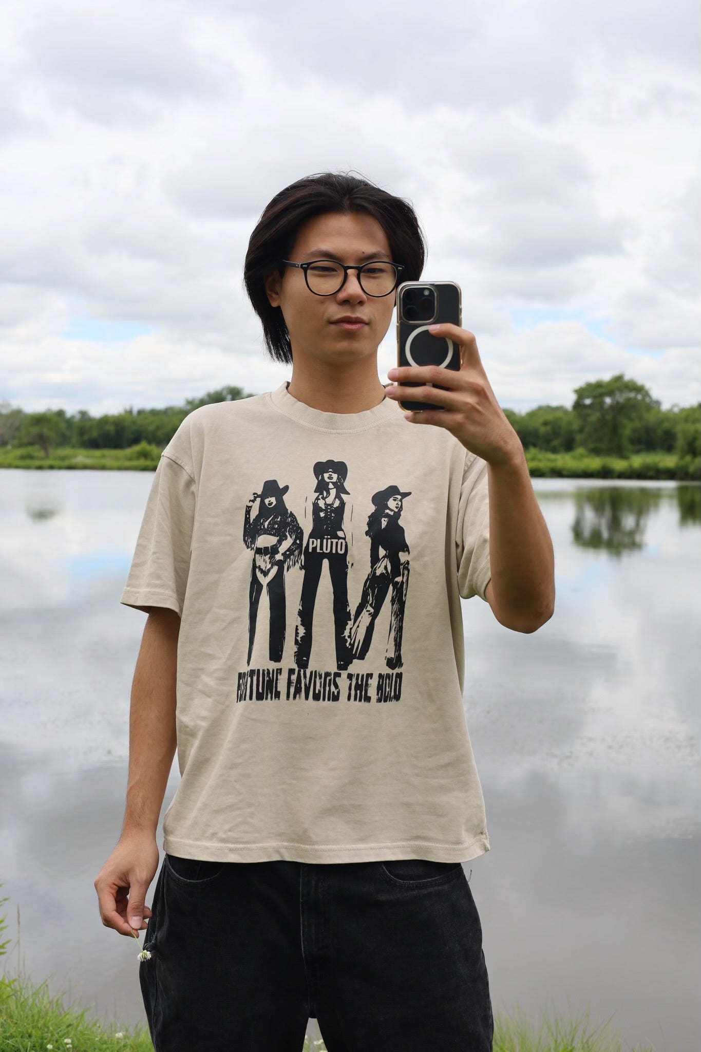 FORTUNE FAVORS THE BOLD TEE