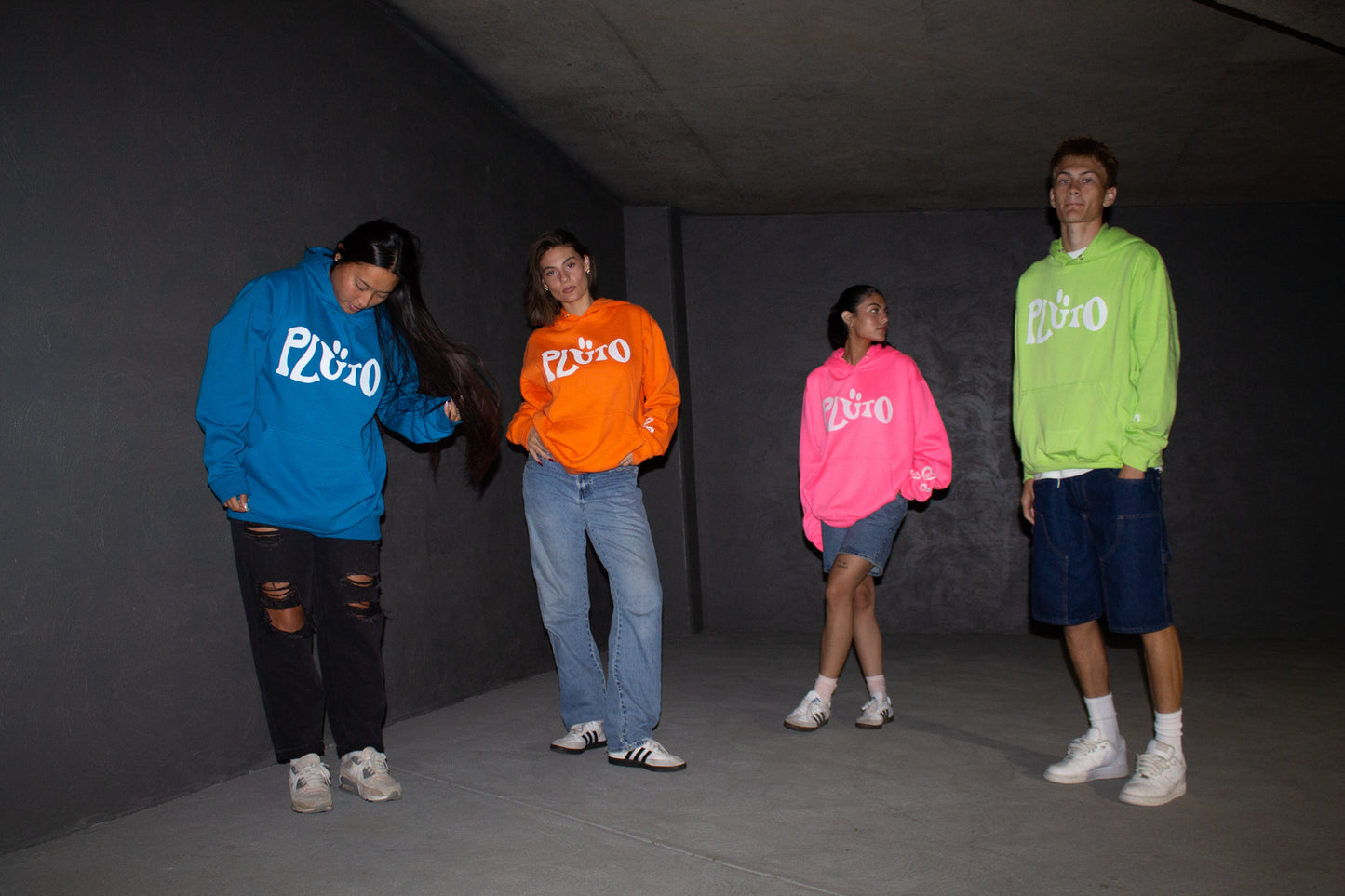 SAPHIRE WAVY LOGO HOODIE