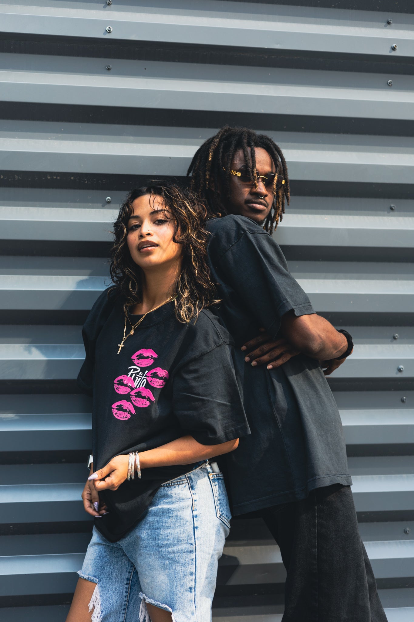 LUXURY KISSES TEE