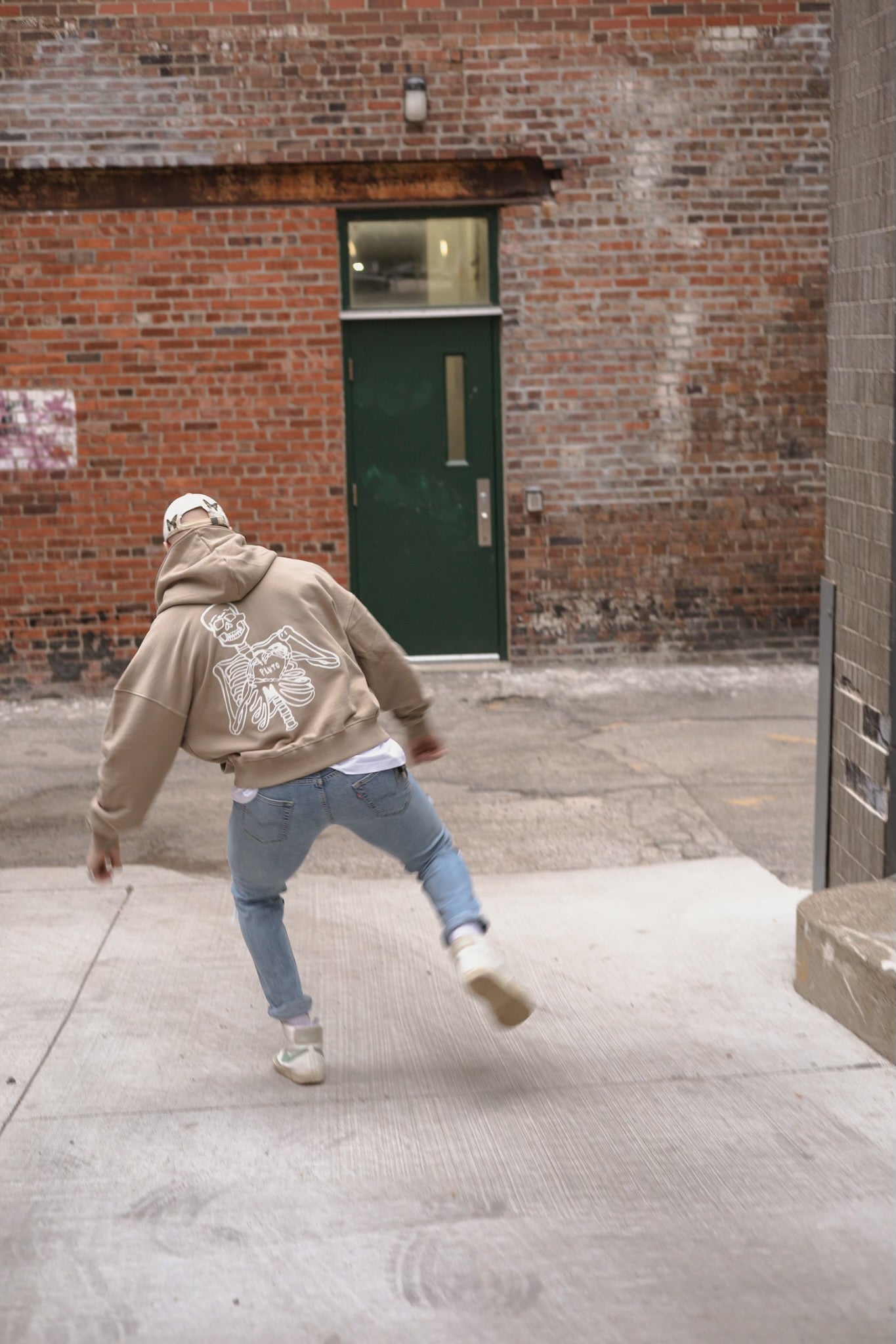 LOVE ZIP UP HOODIE SAND