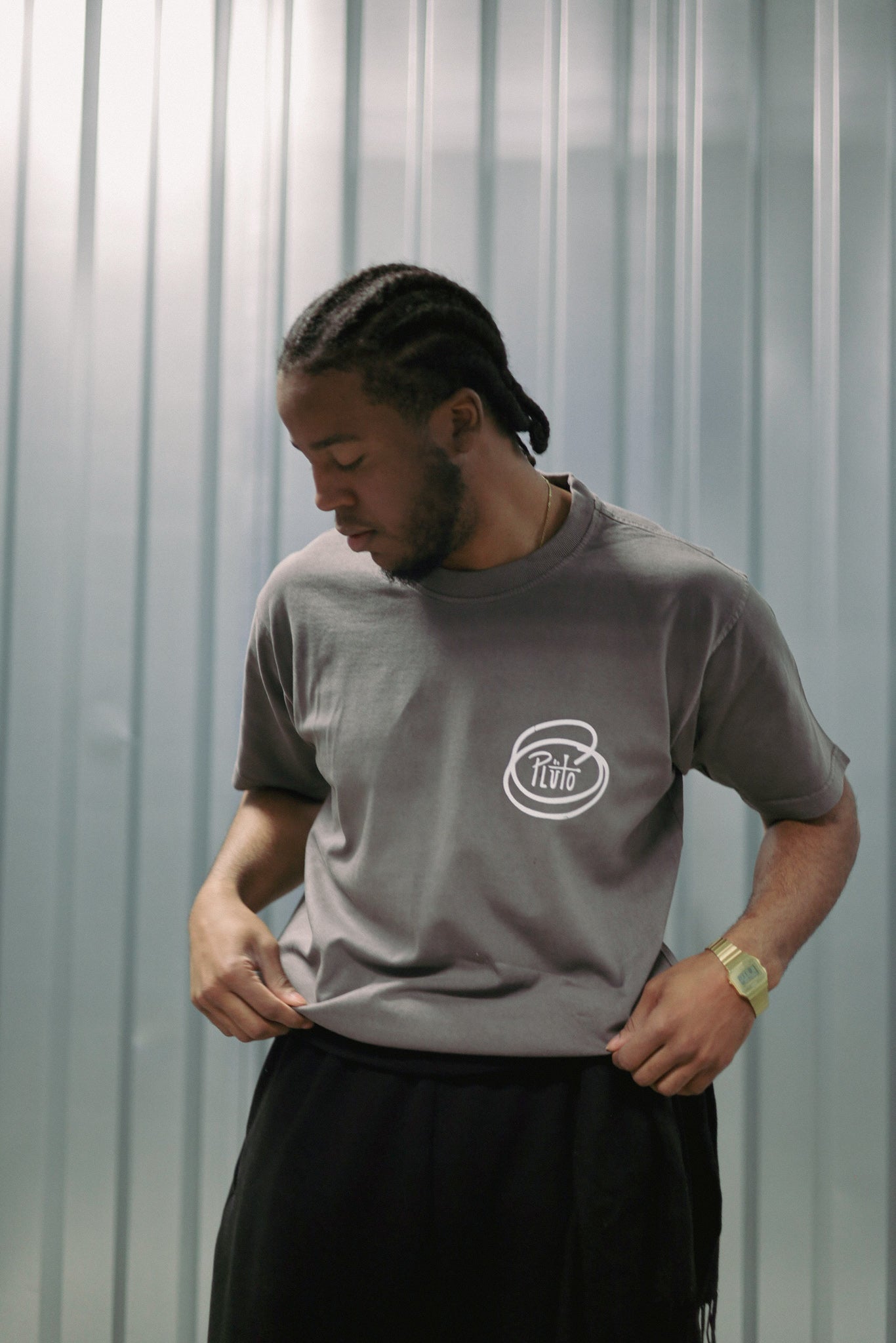 CHARCOAL 4 YEAR TEE