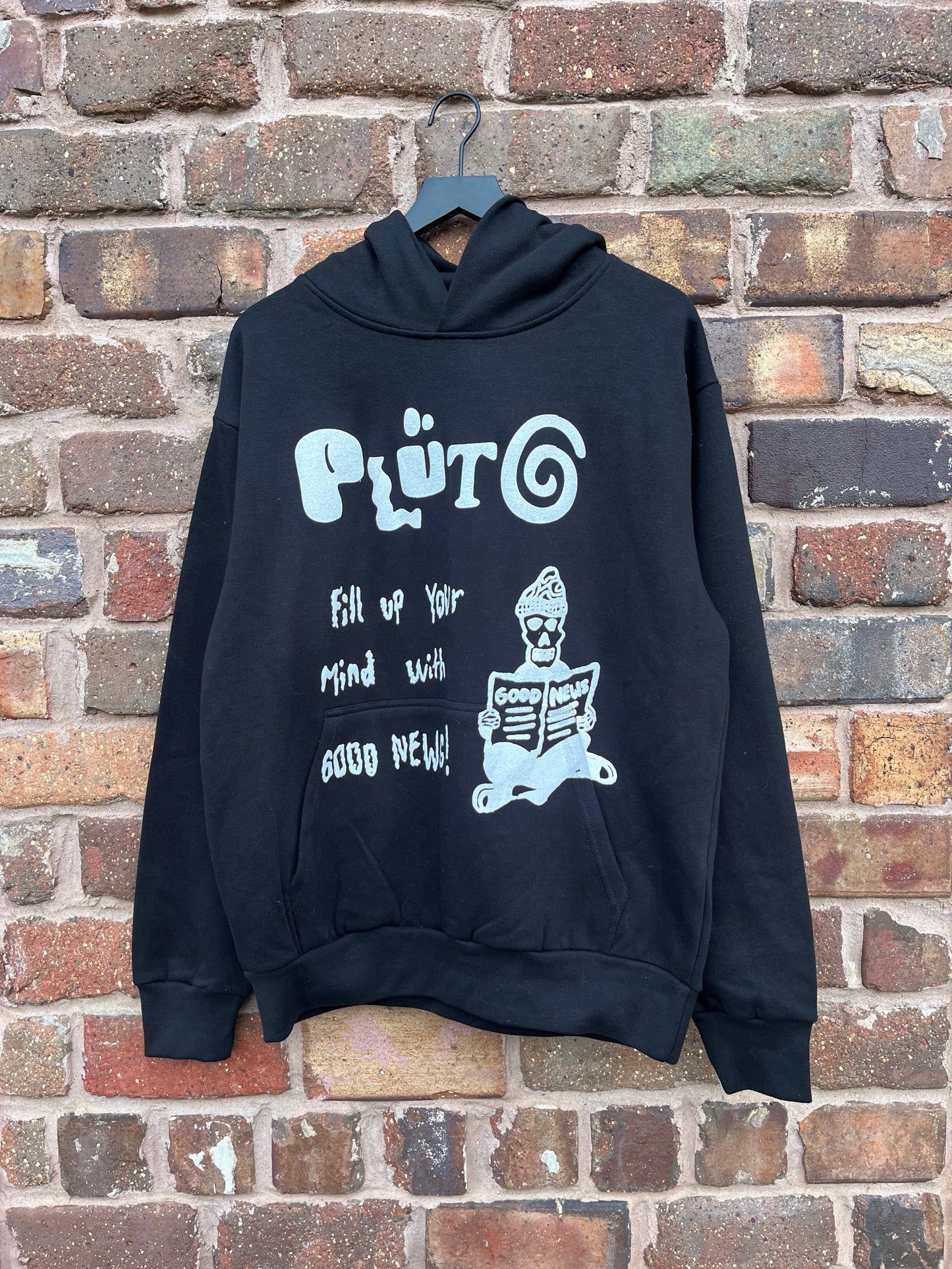 FILL YOUR MIND HOODIE