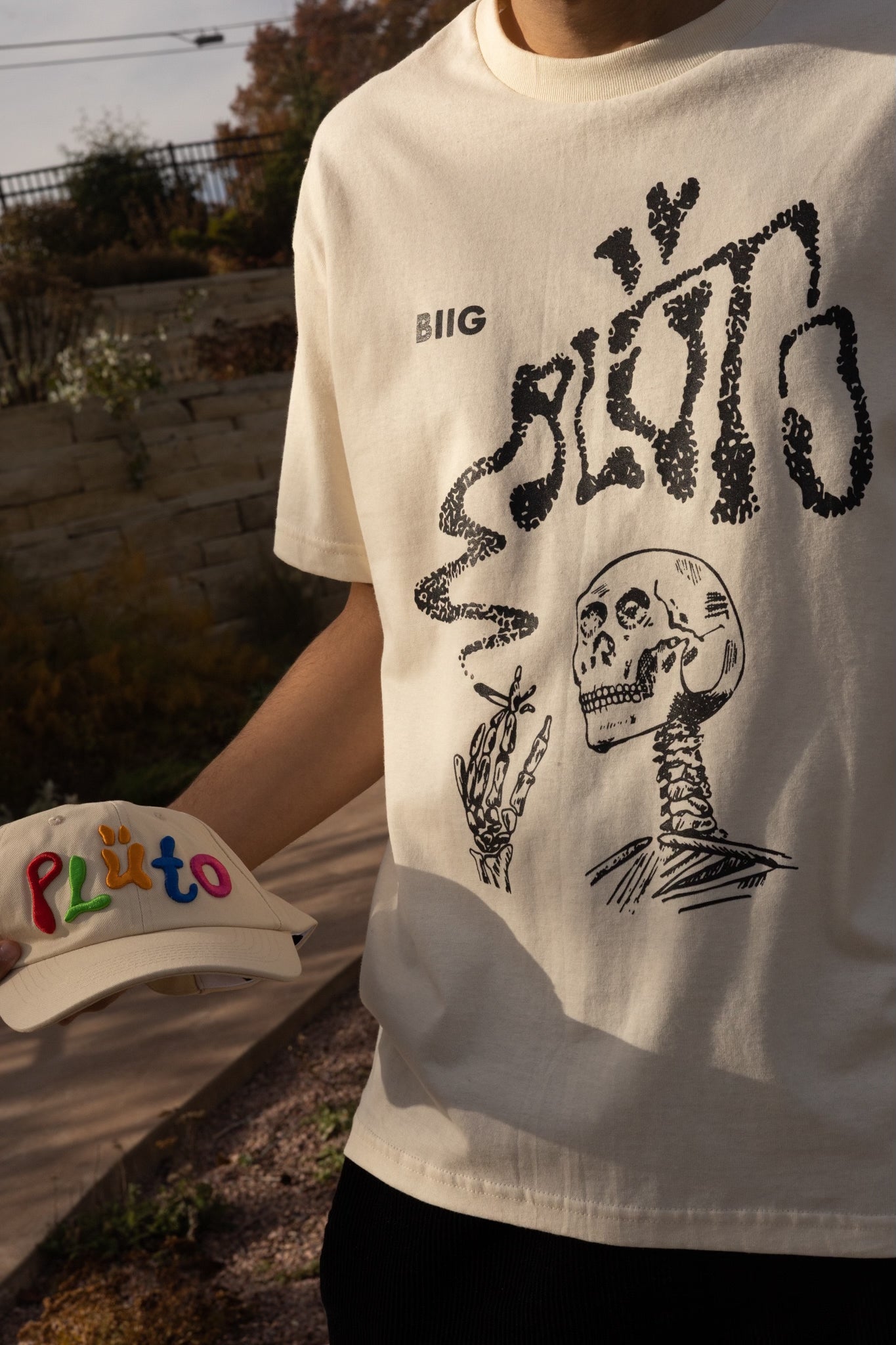 CREAM SMOKE TEE