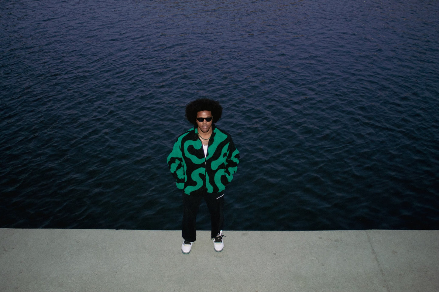 THE FLOW FLEECE