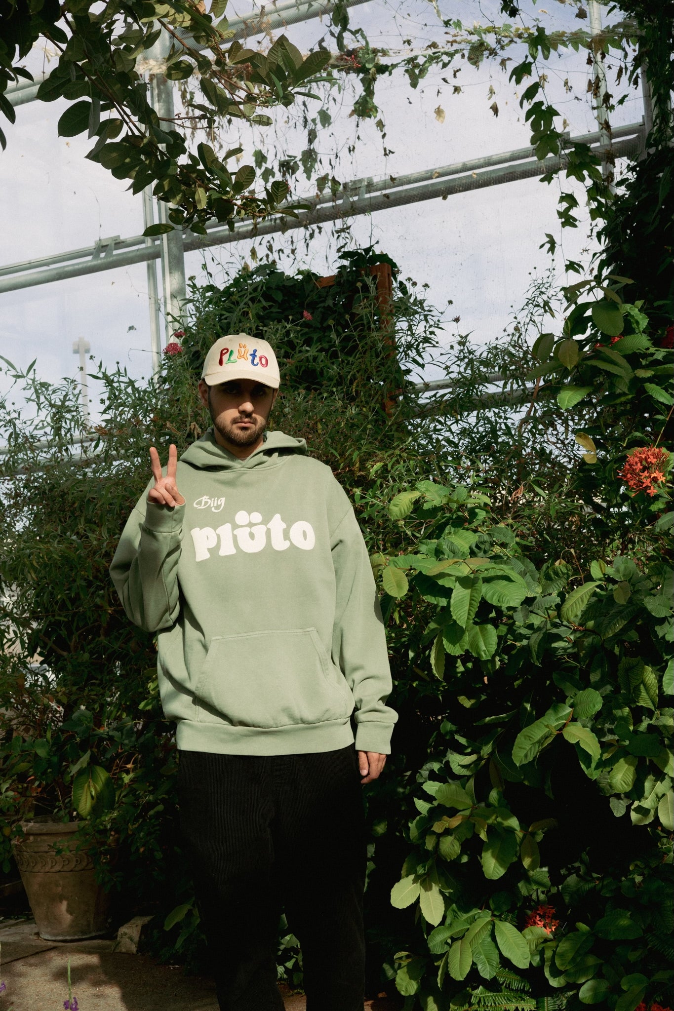 PEACE HOODIE