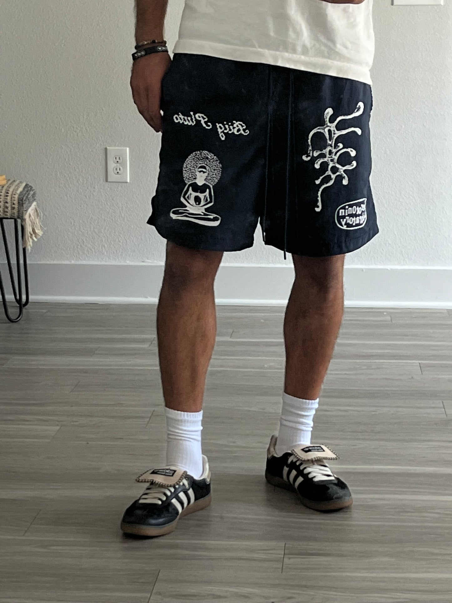 NAVY MESH SHORTS