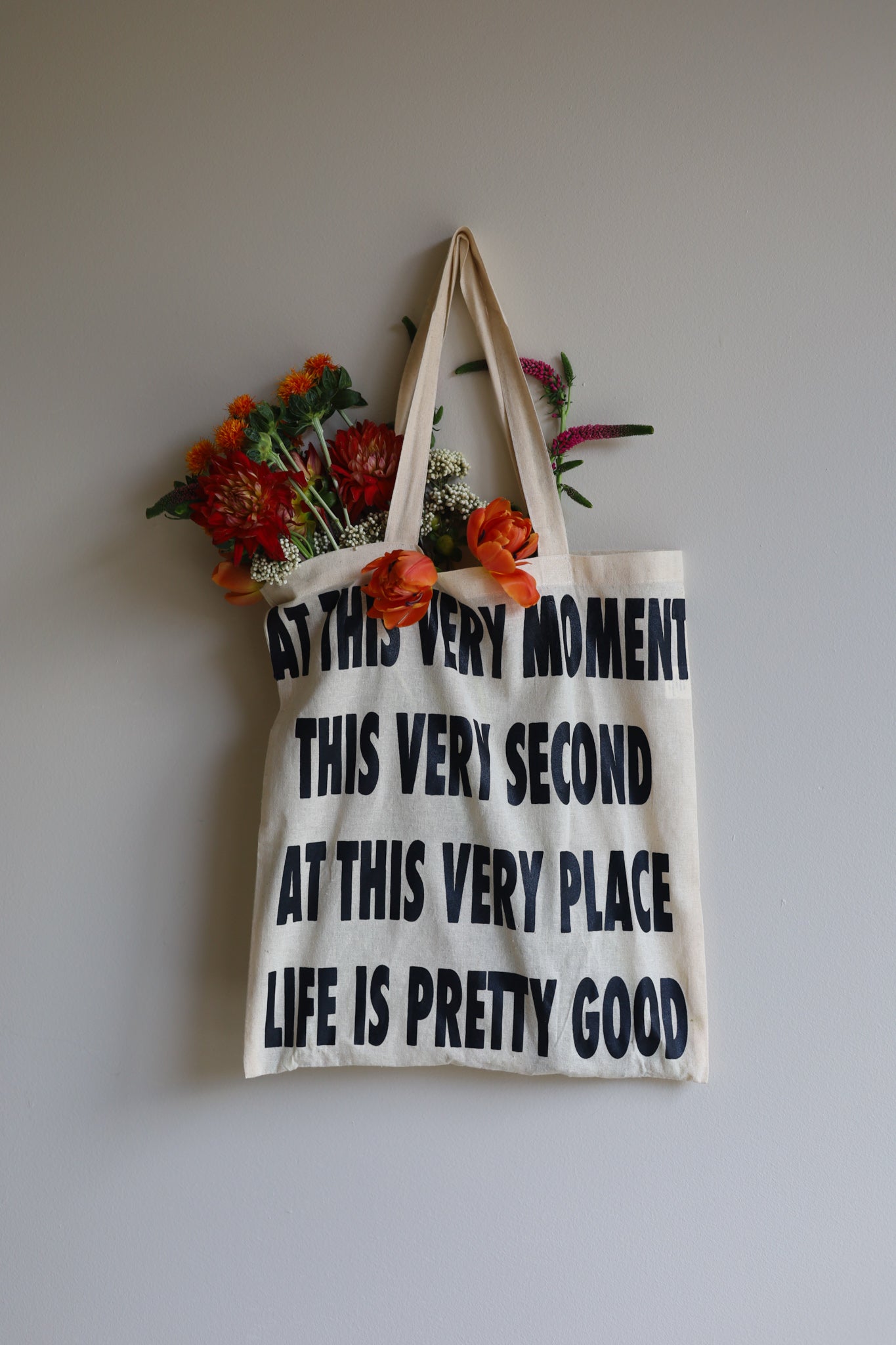 MOMENTS TEE