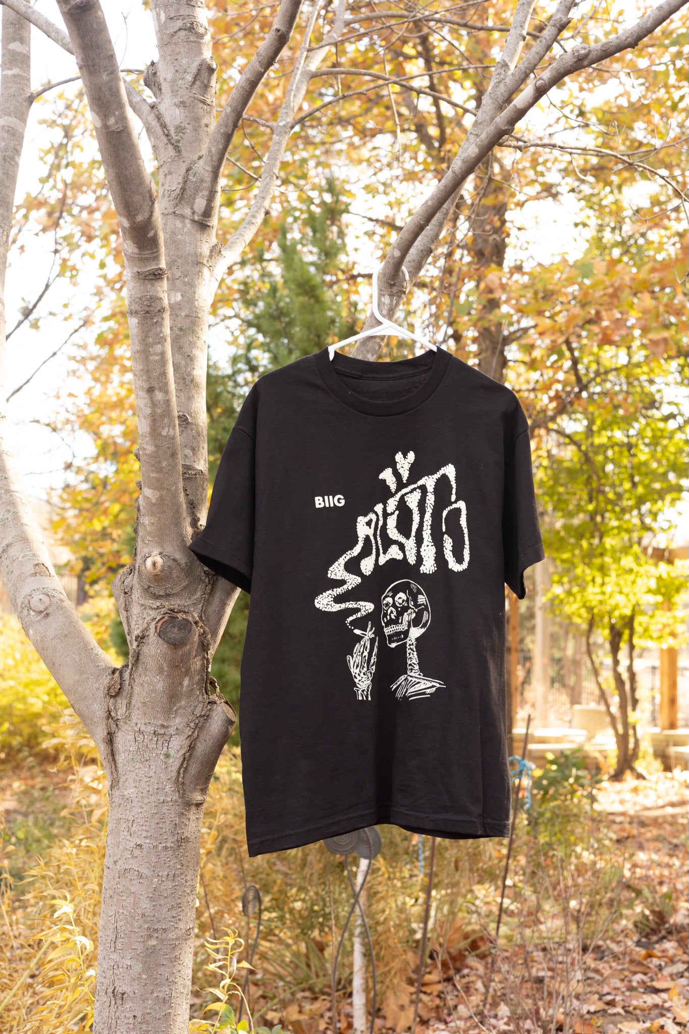 BLACK SMOKE TEE