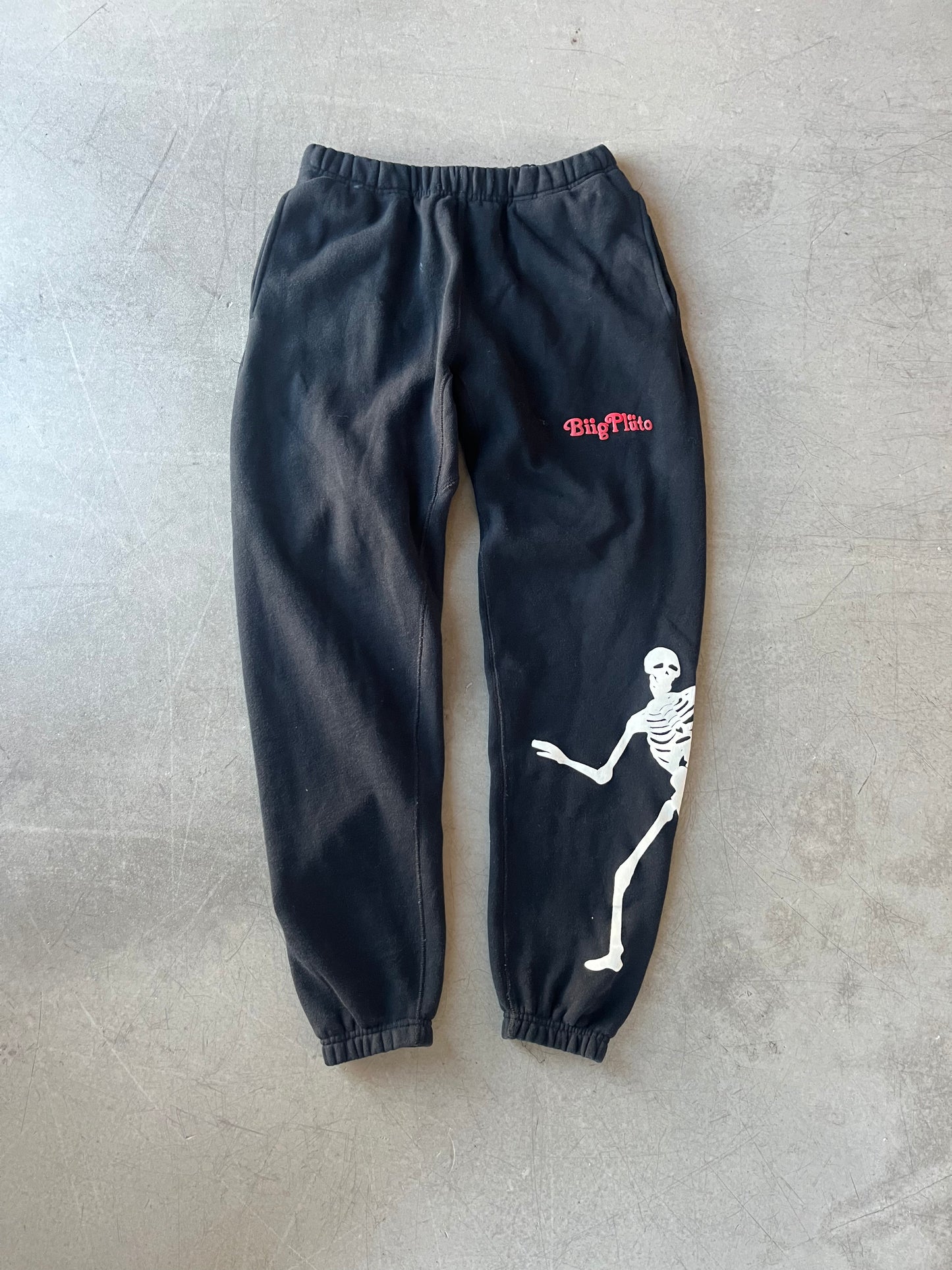 SKELLY SWEATS