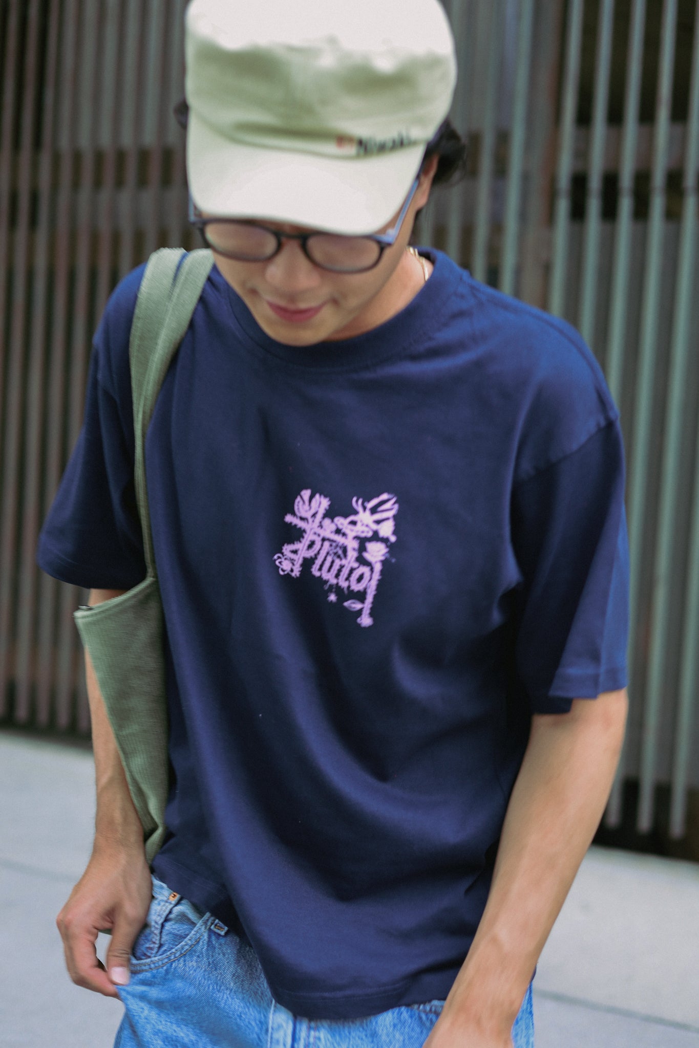 NAVY IN BLOOM TEE