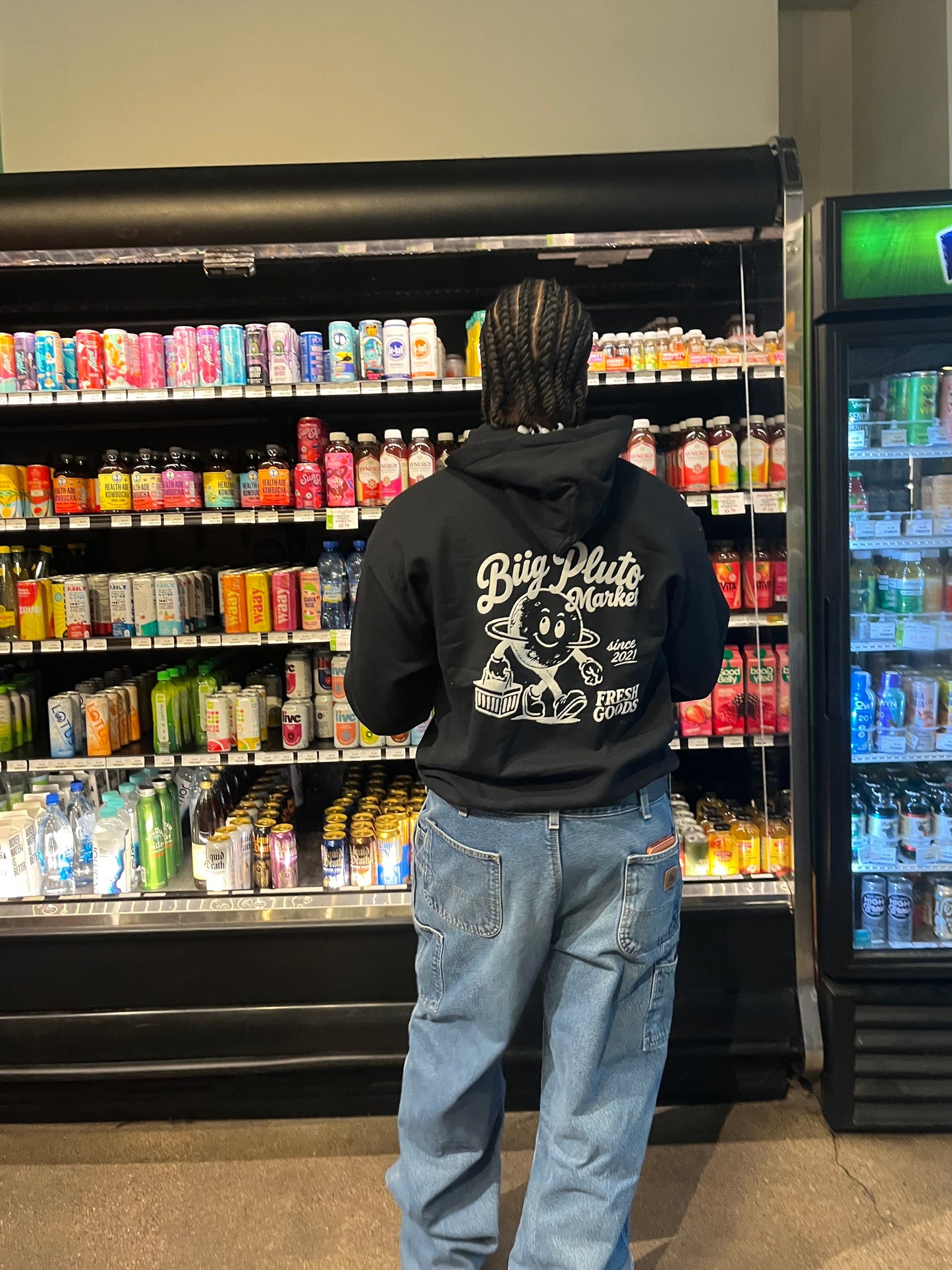 MARKET HOODIE