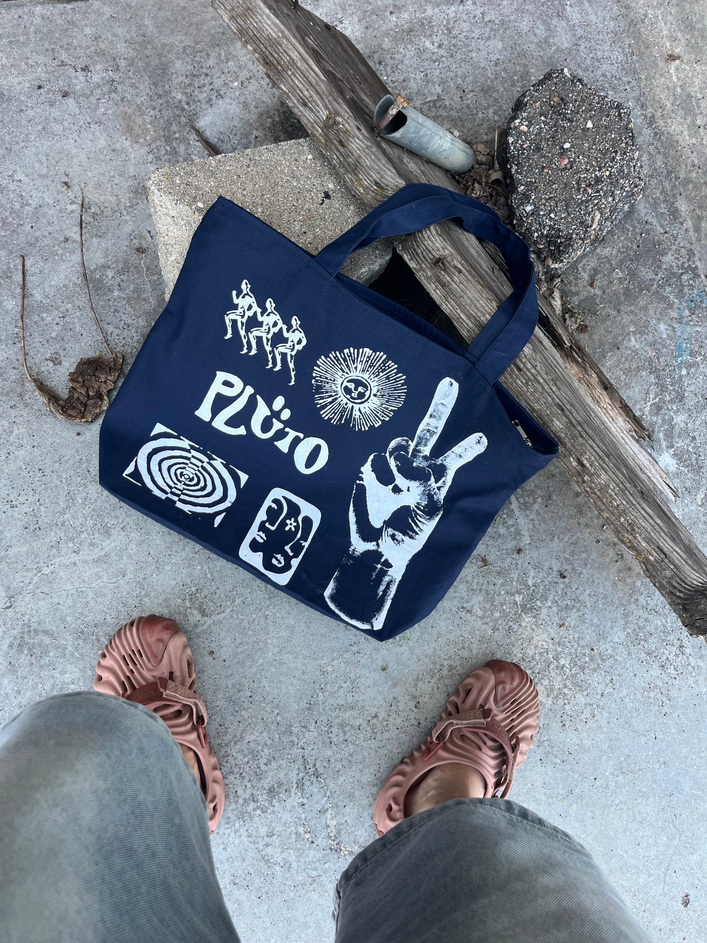ICON TOTE