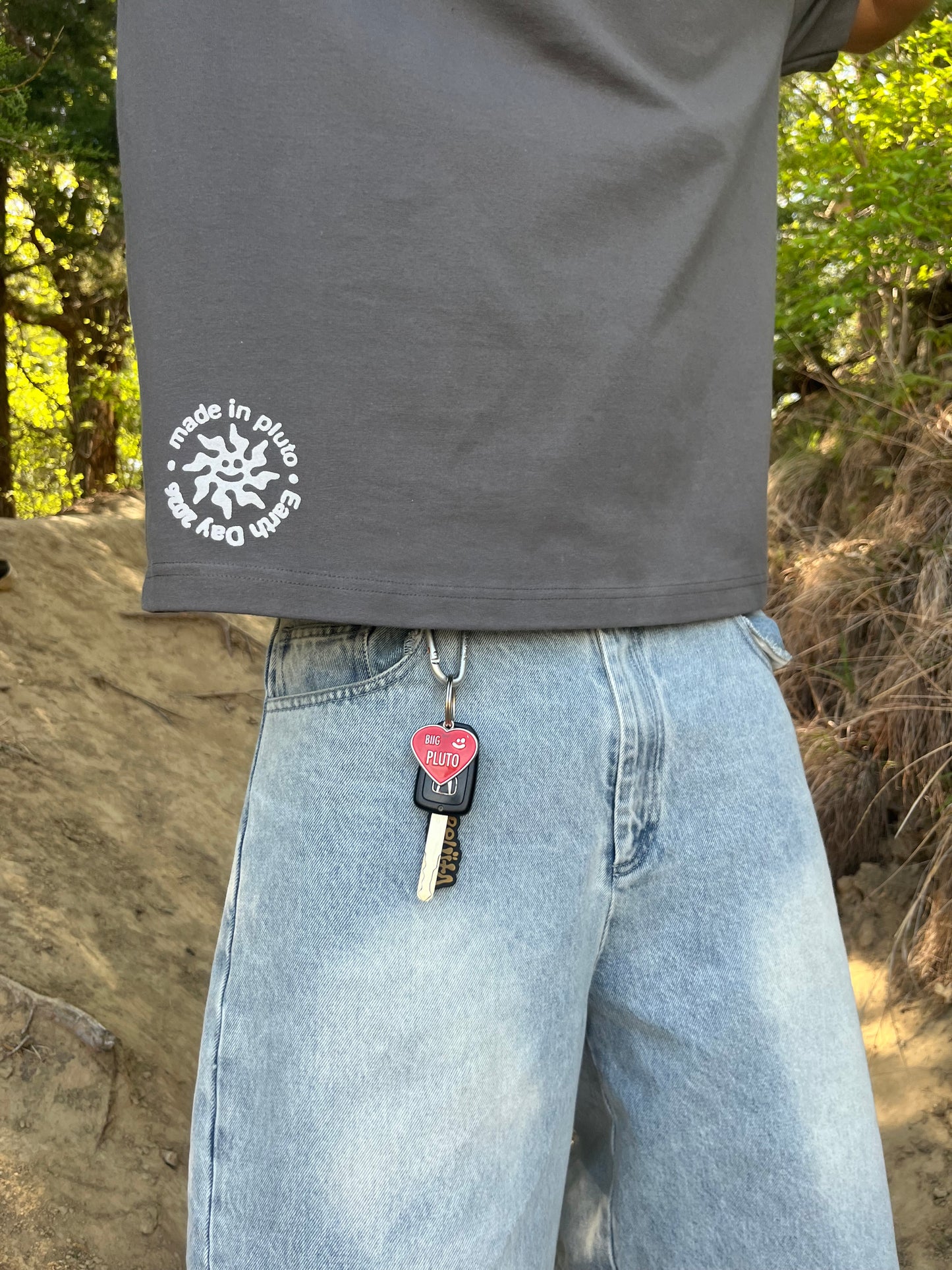 GRAPHITE TEE