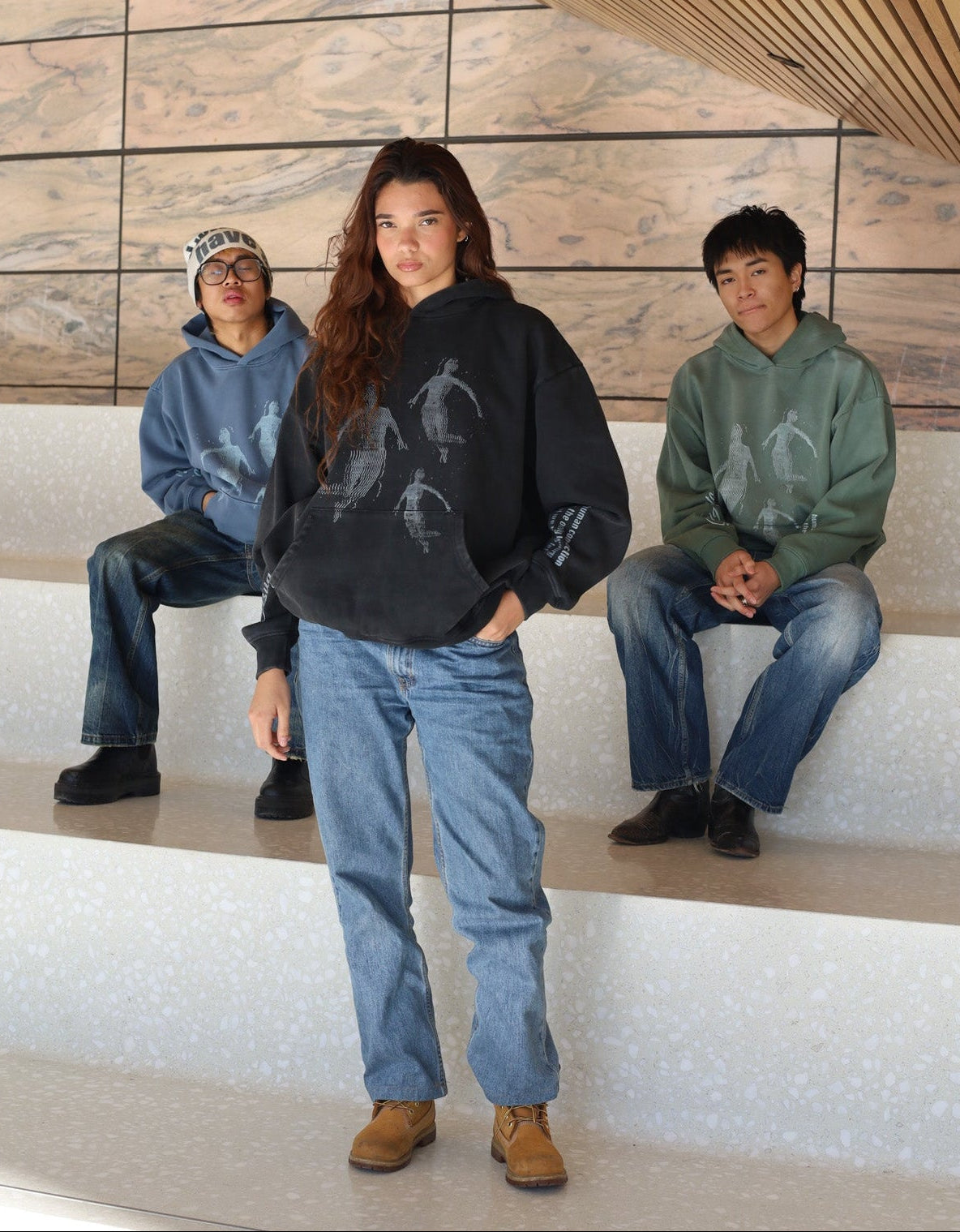 VINTAGE BLACK HOODIE