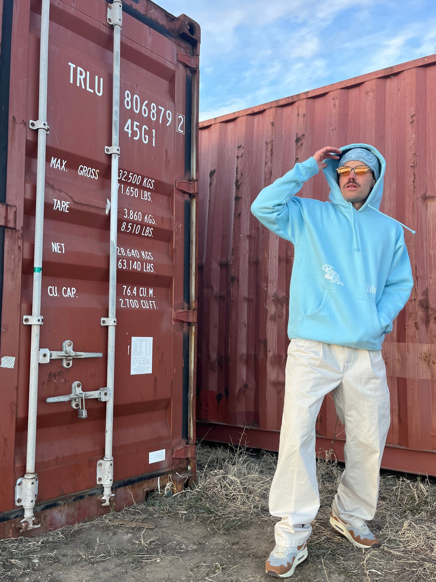 POWDER BLUE ETR HOODIE